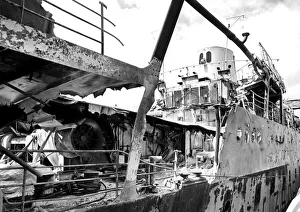 Falklands Prints: RFA Sir Tristram (L3505) Navy ship returns to the United Kingdom on a heavy lift ship
