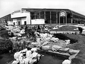 Images Dated 1st January 1987: Rhyl Sun Centre, Rhyl, North Wales. Surrounded by the promenade flower gardens