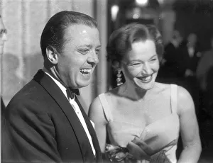 RICHARD ATTENBOROUGH AND WIFE SHEILA SHAW AT THE EVENING STANDARD DRAMA AWARDS 1958