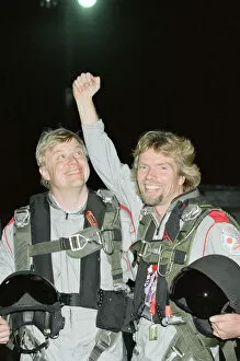 01269 Collection: Richard Branson and co-pilot Per Lindstrand pictured in Southern Japan