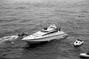 Richard Bransons powerboat, Virgin Atlantic Challenger breaks the trans-Atlantic sea