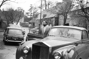 Richard Burton and Elizabeth Taylor visiting Merton College, Oxford