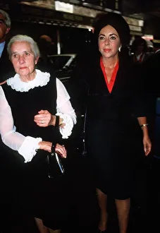 Richard Burton Memorial service Aug 1984 Elizabeth Taylor with Richard