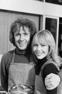 Entertainmnent Prints: Richard O Sullivan and Tessa Wyatt pose for the photocall for the ITV sitcom