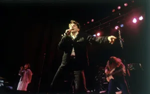 00415 Prints: Ricky Ross lead singer of the Deacon Blue seen here perform at the Rock Against the Poll