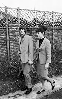 00613 Prints: Ringo Starr 12th February 1965 and Wife Maureen Starr At their Home Mirrorpix