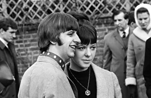 00613 Prints: Ringo Starr 12th February 1965 and Wife Maureen Starr At their Home Mirrorpix