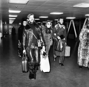 Drummer Prints: Ringo starr pictured with Lulu and her husband at Heathrow Airport