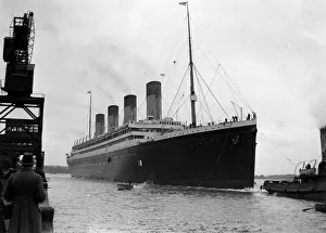 Docks Prints: The RMS Olympic sister ship to the Titanic seen here arriving at Southampton docks