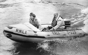 01511 Prints: The RNLI lifeboat D. 228 takes to the sea for the first time in Craster harbour