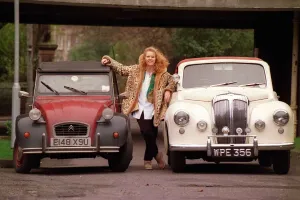 Road Record December 1998 Veronica Bernier female between red Citroen 2CV