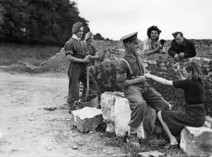 Braces Prints: Roadside repairs. Staff Sergeant Arthur Bishop from Shepherds Bush, London