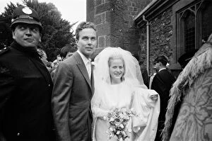 00921 Collection: Robin Wilson weds Joy Crispin at St Gregorys Church, Dawlish, Devon