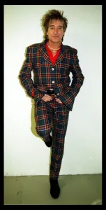 Rod Stewart in concert December 1998 Keil Germany wearing tartan suit tartan army