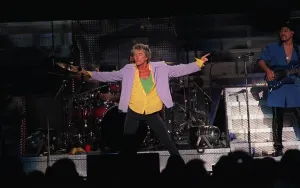 Rod Stewart in concert in New York America June 1999 99 / 06 / 445