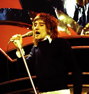 Topofthepops70s Prints: Rod Stewart - Pop Star - The Faces seen here during rehearsals for the BBC