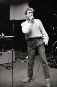 00054 Prints: Roger Daltrey former singer of The Who'- November 1985 Is rehearsing