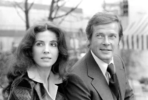 Roger Moore with Barbara Parkins who star in the film Shout at the Devil