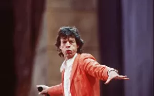 Images Dated 11th June 1999: Rolling Stones in concert at Wembley Stadium 11th June 1999 Mick Jagger