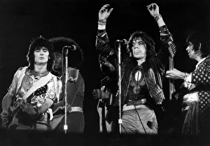 00292 Prints: Rolling Stones at Krebworth Pop Festival 21 August 1976 Mick Jagger on stage with Ronnie