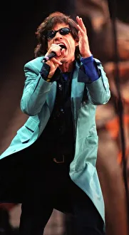 00173 Prints: Rolling Stones: Mick Jagger on stage at Murrayfield stadium in Edinburgh