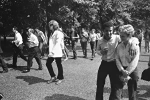 00100 Prints: Rolling Stones : Mick Taylor (in white jacket) who took Brian Jones place in the band