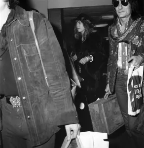 Rolling Stones and Patti Boyd (Ronnie Wood guitarist). November 1973 73-9286-006
