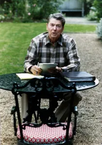 00157 Prints: Ronald Reagan, Former President of the United States of America USA. 12th June 1989