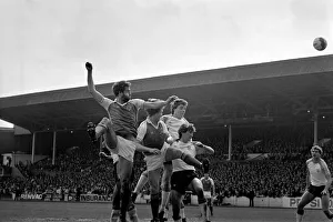 00220 Prints: Rotherham 2 v. Luton 2. April 1982 MF06-38-016 Local Caption Division 2 Football