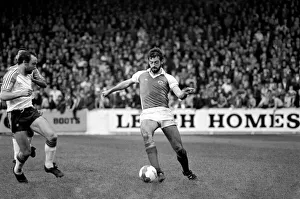 Rotherham 2 v. Luton 2. April 1982 MF06-38-021 Local Caption Division 2 Football
