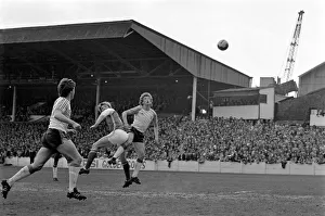 00220 Prints: Rotherham 2 v. Luton 2. April 1982 MF06-38-038 Local Caption Division 2 Football