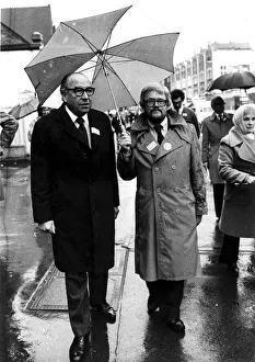 Raining Prints: Roy Jenkins with Alliance candidate at Croydon by-election - October 1981