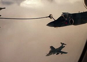 Images Dated 11th March 1992: A Royal Air Force BAe Buccaneer S2B of 12 Squadron refuels his aircraft from a VC10
