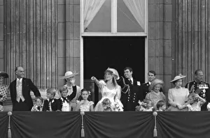Elizabeth Ii Prints: THE ROYAL FAMILY ON THE BALCONY OF BUCKINGHAM PALACE AFTER THE ROYAL WEDDING OF THE DUKE