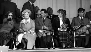 Images Dated 1st June 1989: Royal family at the races Queen Elizabeth II, the Queen Mother Prince Charles