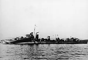 Warships Prints: The Royal Navy destroyer HMS Faulknor has steamed over a quarter of a million miles since