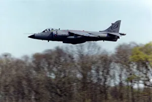 00352 Prints: A Royal Navy / Fleet Air Arm British Aerospace Sea Harrier Harrier Jump Jet