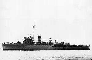 Warships Prints: Royal Navy Halcyon class minesweeper HMS Bramble at sea during the Second World War