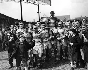 00036 Prints: Rugby League Championship Final. Dewsbury v. Wigan at Maine road, Manchester