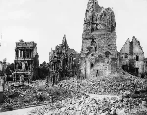 Ruins of the Hotel de Ville in Arras after German bombing during World War I in 1917