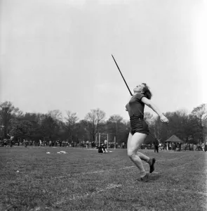 With a run, and a step like a ballet dancer, 19 years old Frances Parodi of the Hercules