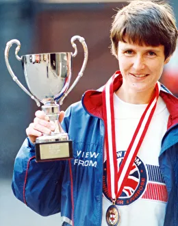 01000 Prints: Runner Sharon Gayter with the cup she won for the 24 Hour Championships