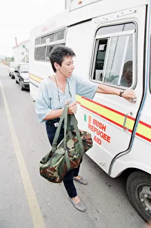 00865 Prints: Sally Becker, British Aid Worker pictured August 1993. Returns to Mostar