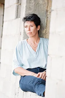 00865 Prints: Sally Becker, British Aid Worker pictured August 1993. Returns to Mostar