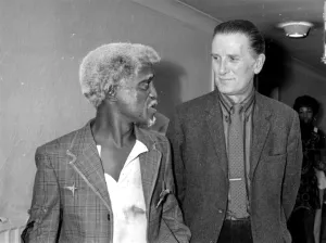 Rat Pack Prints: Sammy Davis Jnr. with Ken Baily. 6th June 1960. P70-174