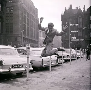 Sammy Davis Jnr outside Piccadilly station, Manchester, 9th October 1961