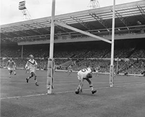 00352 Prints: Sampson of Wakefield Trinity scores under Wigans the posts shortly before the half time