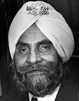 Badges Collection: Sant Singh Shattar, Royal Mail Postal Worker, pictured 6th October 1960
