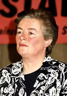 00907 Prints: Sara Keays who is known for her relationship with MP Cecil Parkinson in support for