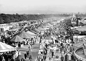 00081 Prints: A scene on Newcastle Town Moor at the Newcastle hoppings in June 1960